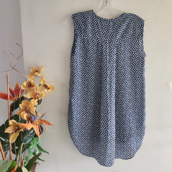 H&M Blue Cute Floral Sleeveless Split V-Neck Size 6 Tunic Top - Picture 7 of 12